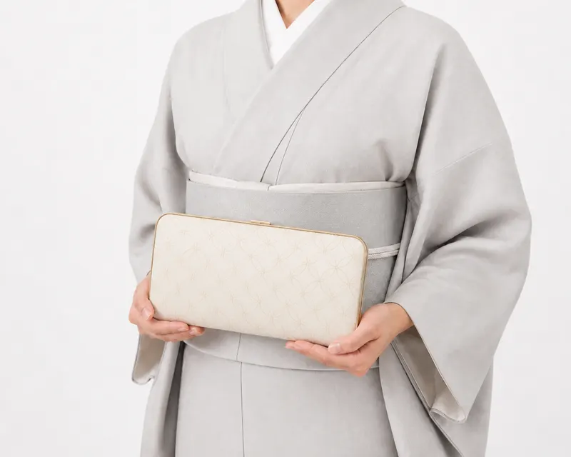 白七宝 クラッチバッグ